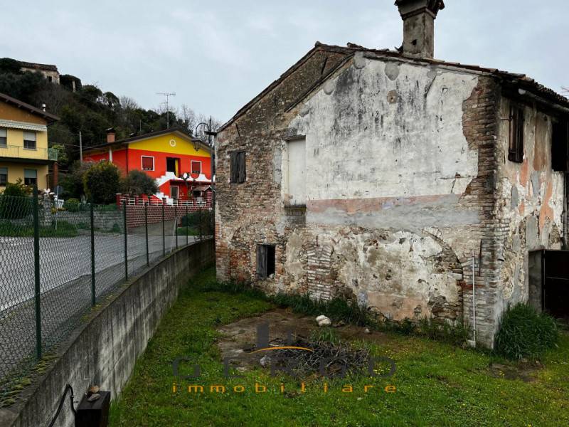 casa indipendente in vendita a Galzignano Terme
