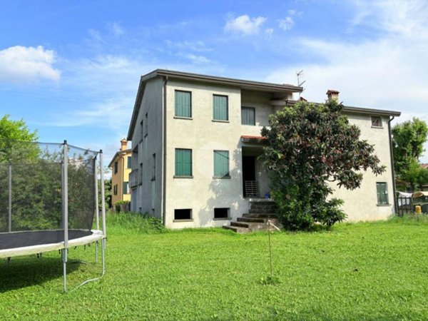 casa indipendente in vendita a Galzignano Terme in zona Valsanzibio