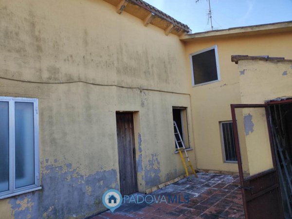 casa indipendente in vendita a Galzignano Terme