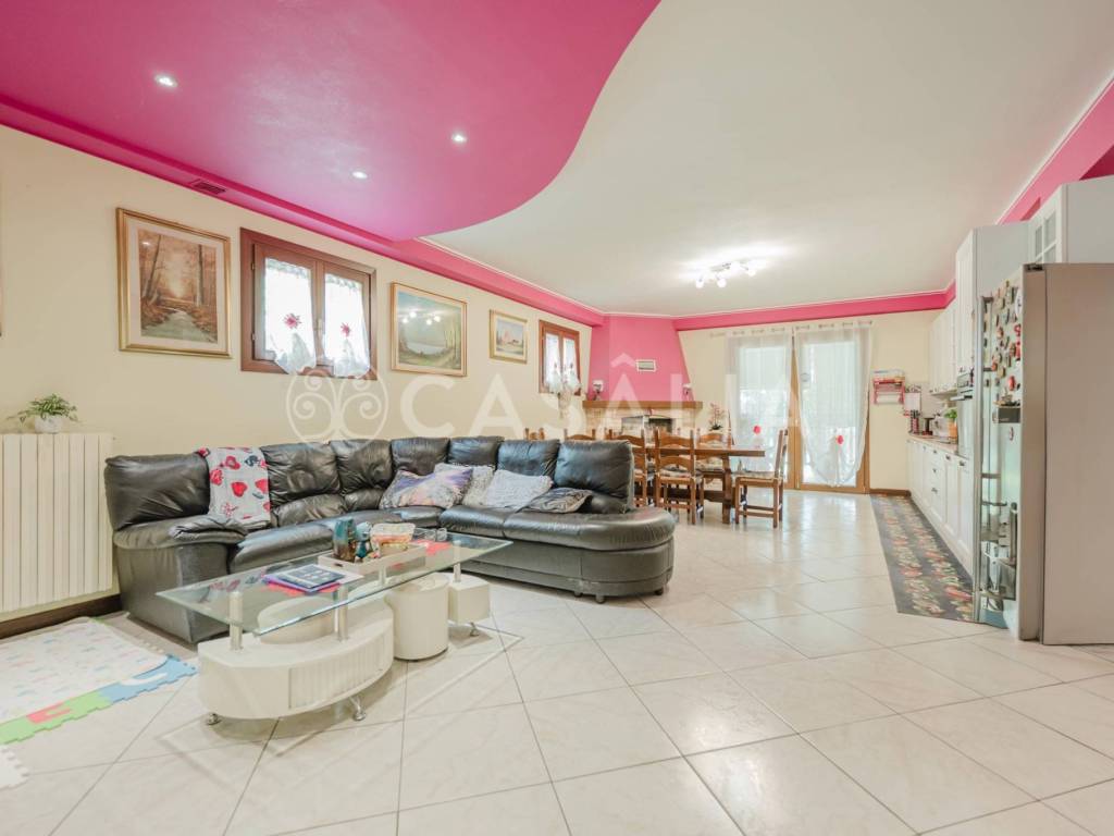 casa indipendente in vendita a Galzignano Terme