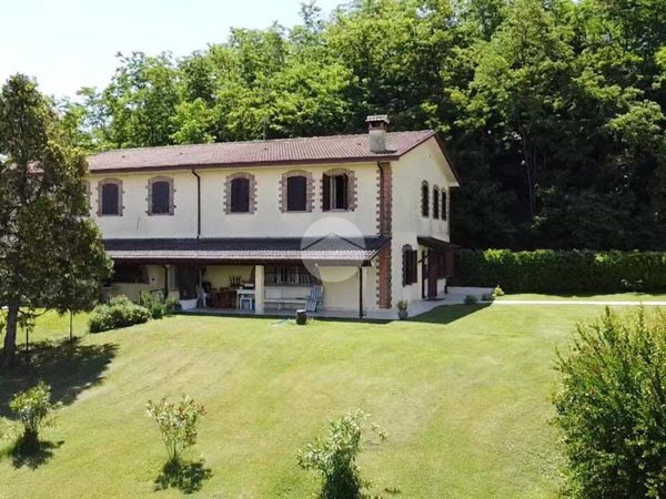 casa indipendente in vendita a Galzignano Terme in zona Valsanzibio