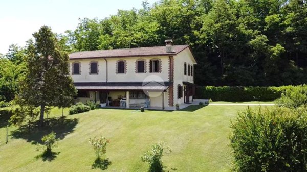 casa indipendente in vendita a Galzignano Terme in zona Valsanzibio