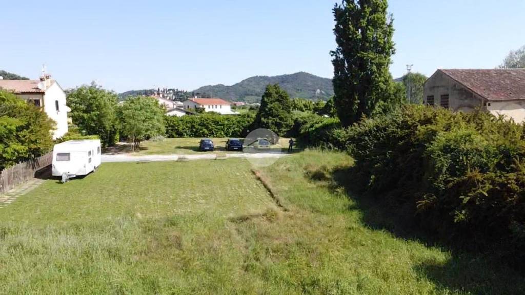terreno edificabile in vendita a Galzignano Terme