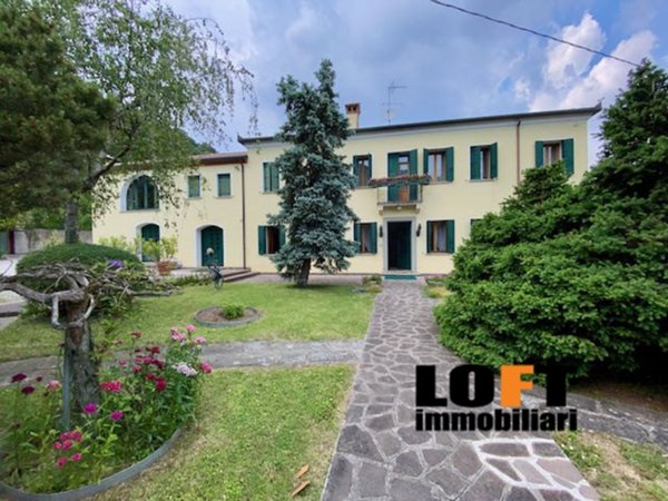 casa indipendente in vendita a Galzignano Terme in zona Valsanzibio