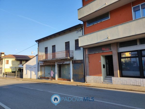casa indipendente in vendita a Galzignano Terme