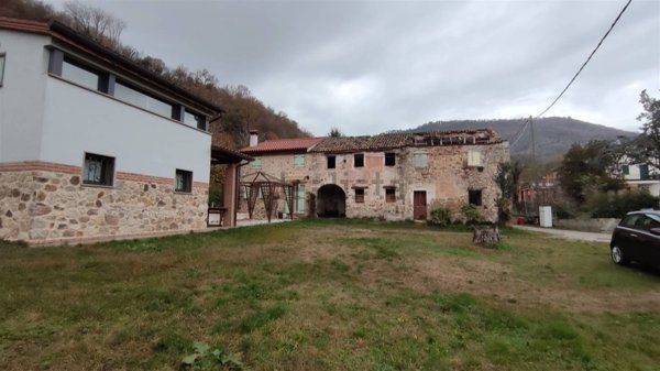 casa indipendente in vendita a Galzignano Terme