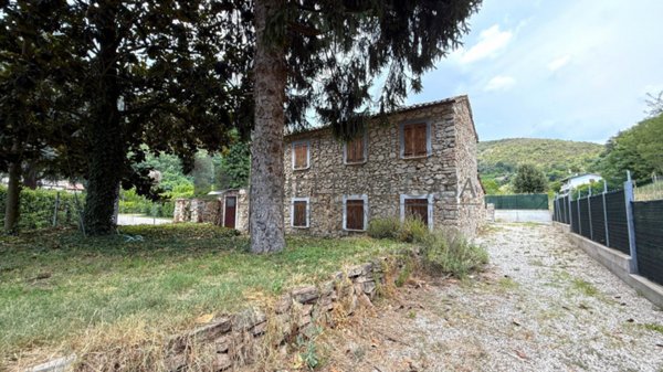 casa indipendente in vendita a Galzignano Terme