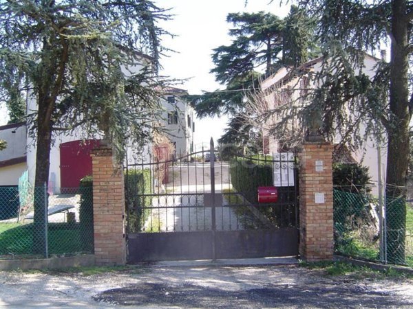 casa indipendente in vendita a Galzignano Terme in zona Valsanzibio