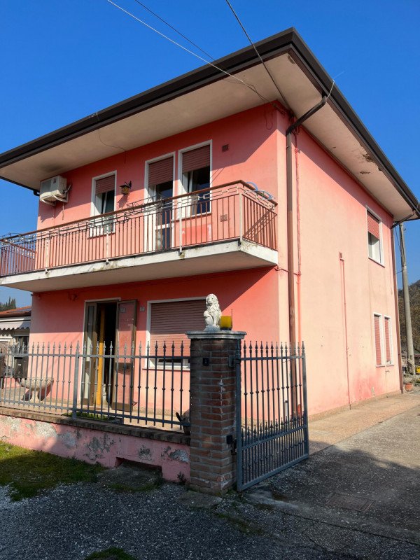 casa indipendente in vendita a Galzignano Terme