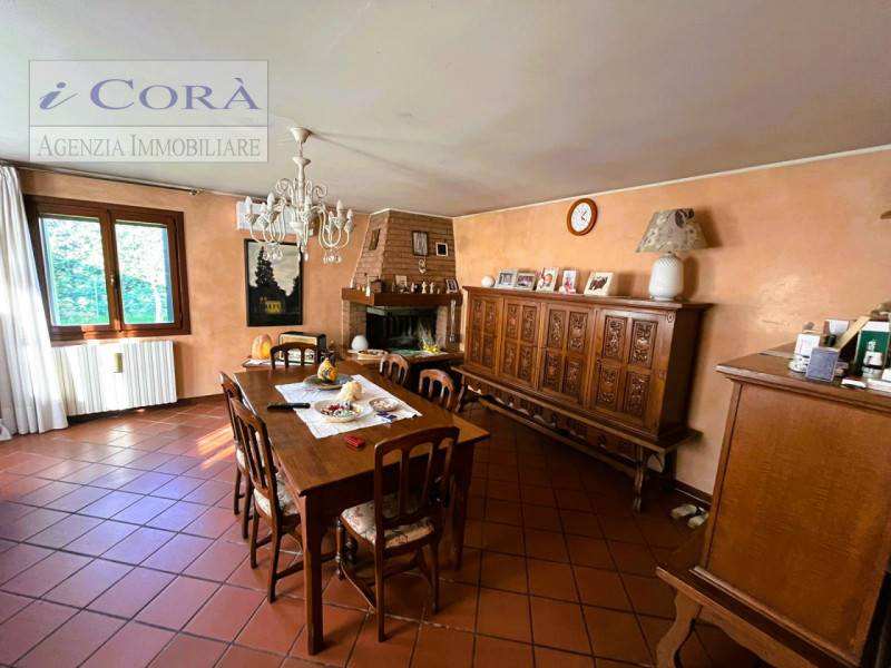 casa indipendente in vendita a Galzignano Terme in zona Valsanzibio