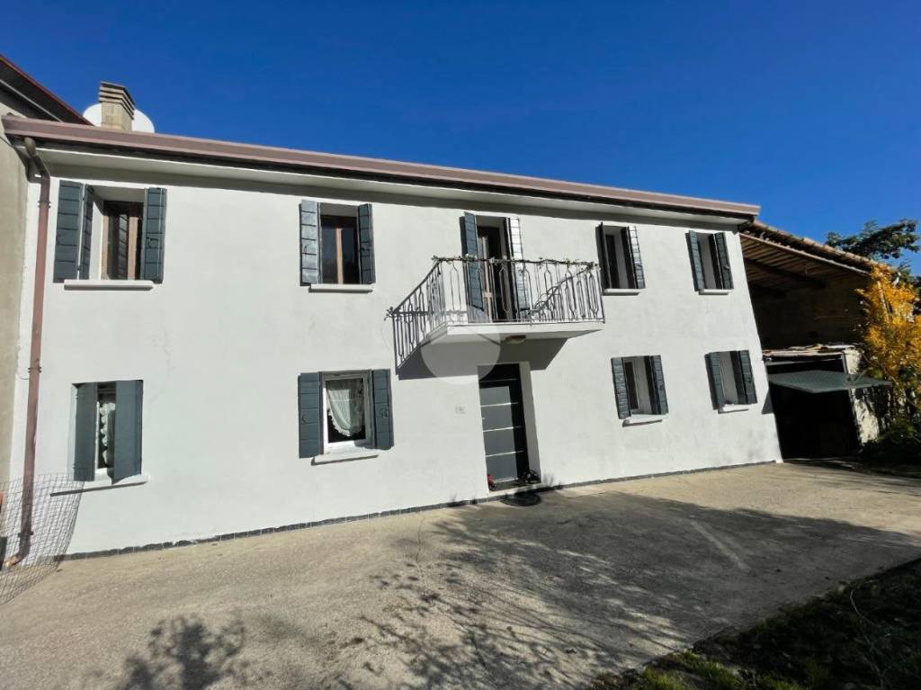 casa indipendente in vendita a Galzignano Terme