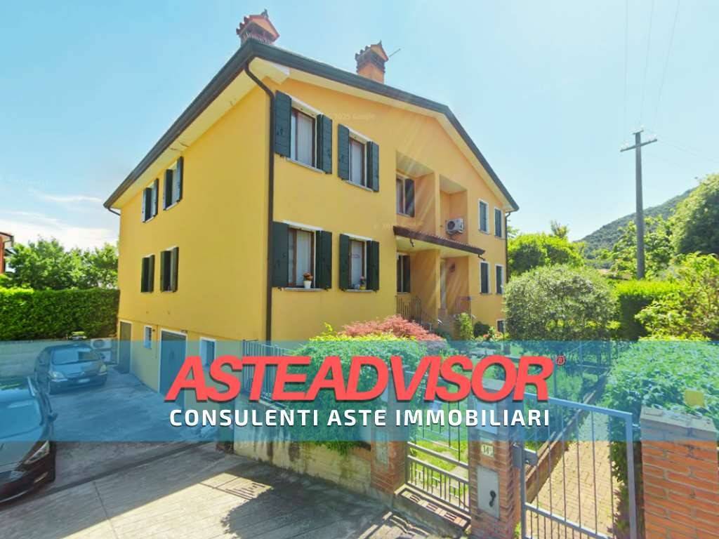 casa indipendente in vendita a Galzignano Terme in zona Valsanzibio