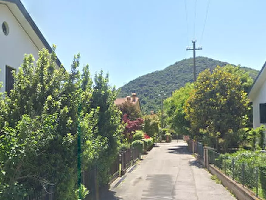 casa indipendente in vendita a Galzignano Terme in zona Valsanzibio