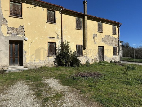casale in vendita a Galzignano Terme
