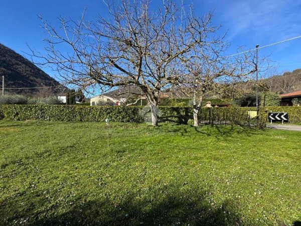 terreno edificabile in vendita a Galzignano Terme in zona Valsanzibio