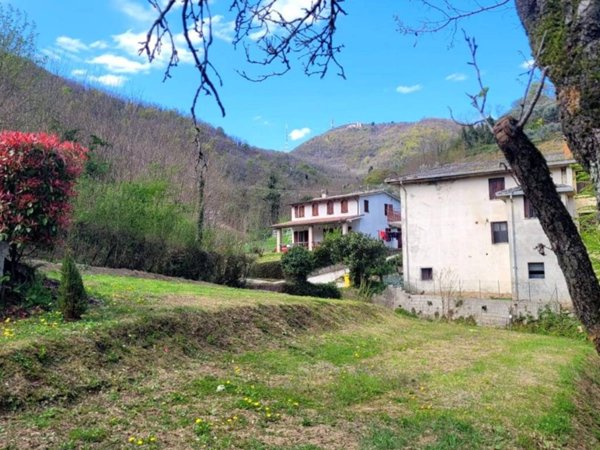 casa indipendente in vendita a Galzignano Terme