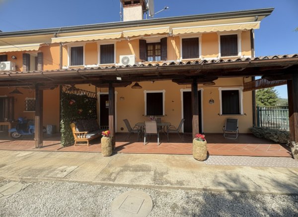 casa indipendente in vendita a Galzignano Terme