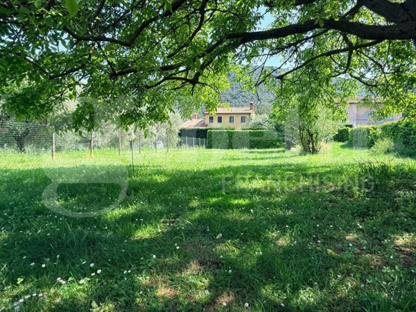 terreno edificabile in vendita a Galzignano Terme in zona Valsanzibio