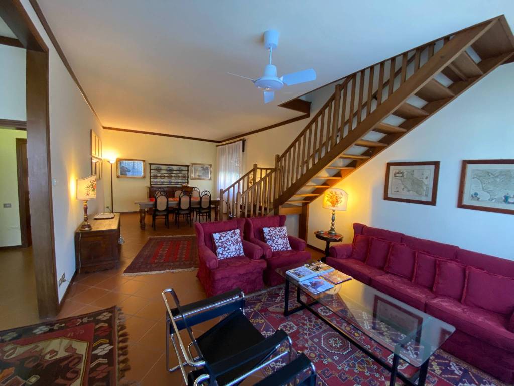 casa indipendente in vendita a Galzignano Terme in zona Grottarole