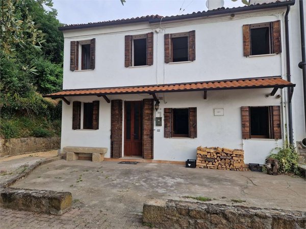 casa indipendente in vendita a Galzignano Terme in zona Grottarole