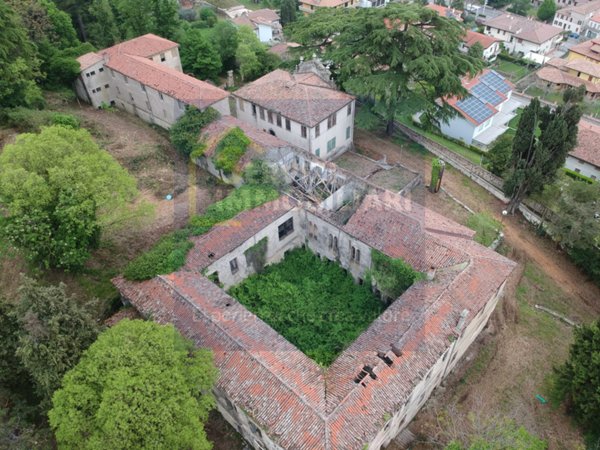 casa indipendente in vendita a Galzignano Terme