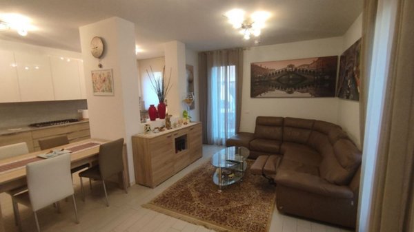 casa semindipendente in vendita a Gazzo