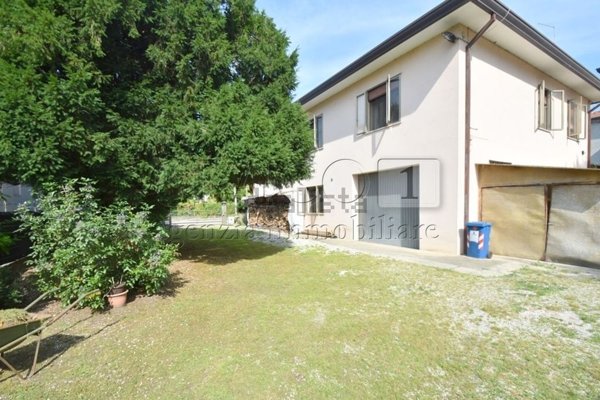 casa indipendente in vendita a Gazzo