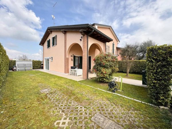 casa indipendente in vendita a Gazzo