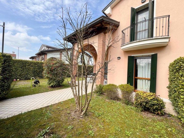 casa indipendente in vendita a Gazzo