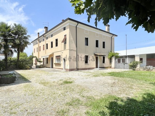 casa indipendente in vendita a Gazzo in zona Grossa