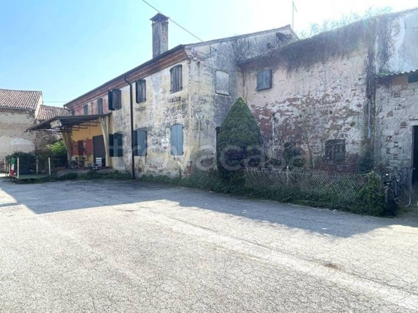 negozio in vendita a Gazzo in zona Grantortino