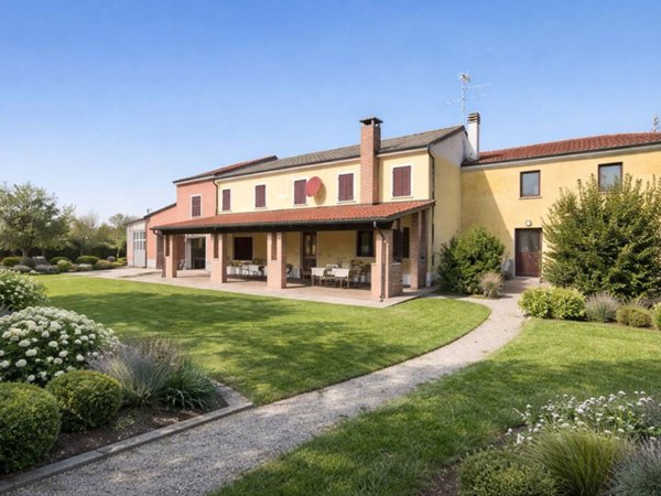 casa indipendente in vendita a Gazzo