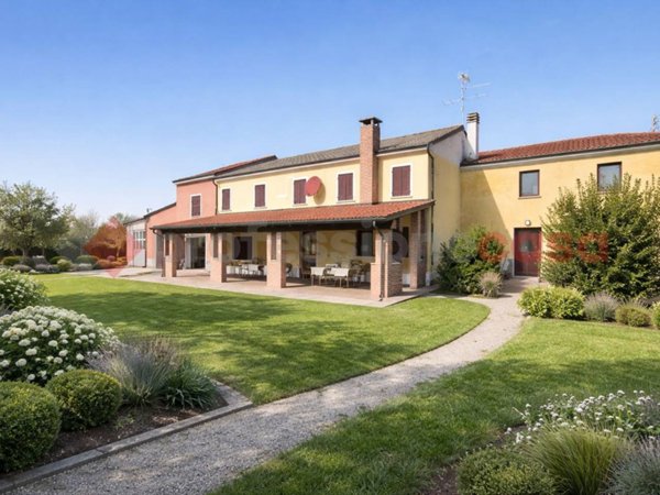 casa indipendente in vendita a Gazzo