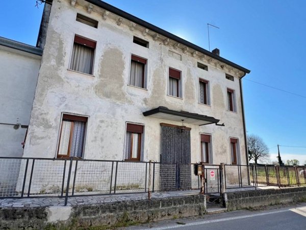 casa indipendente in vendita a Gazzo in zona Villalta