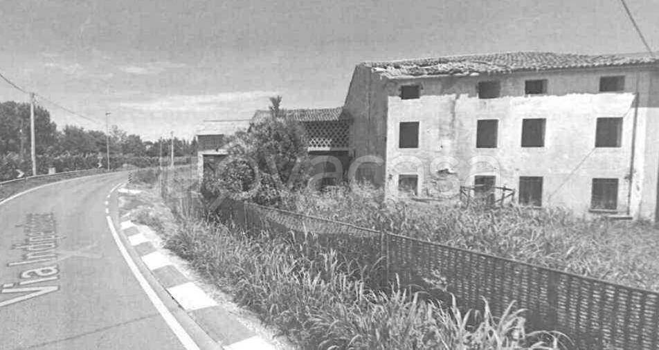 quadrivano in vendita a Gazzo in zona Grossa