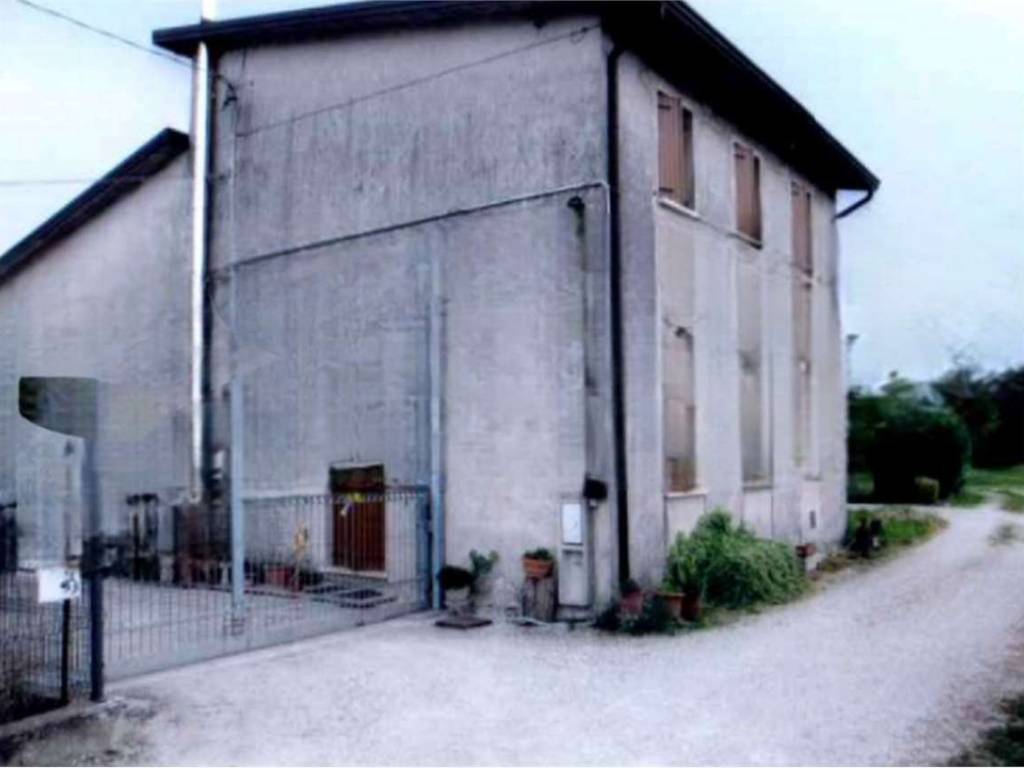 casa indipendente in vendita a Grantorto