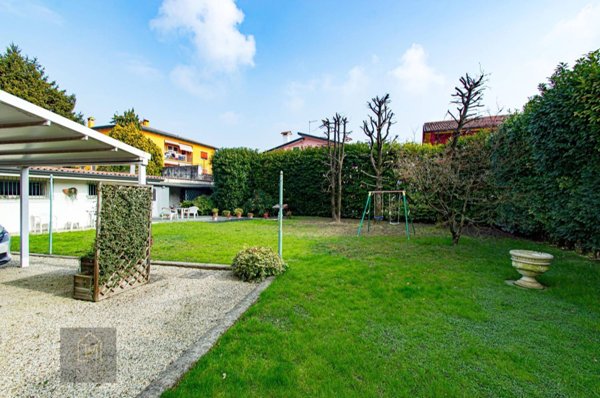 casa indipendente in vendita a Grantorto in zona Due Albere