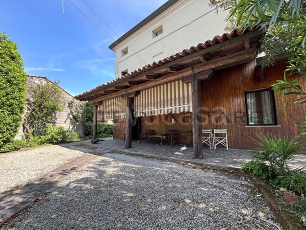 casa indipendente in vendita a Grantorto in zona Due Albere