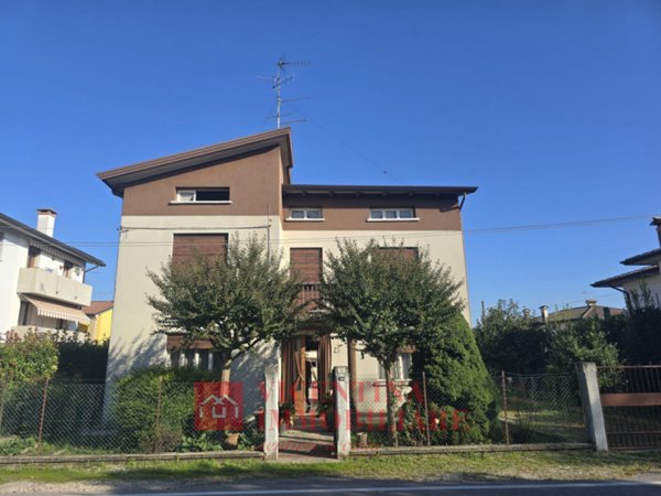 casa indipendente in vendita a Grantorto in zona Due Albere