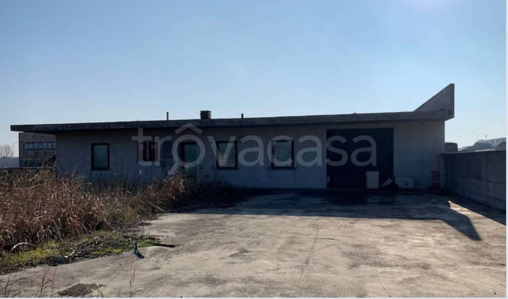 negozio in vendita a Granze