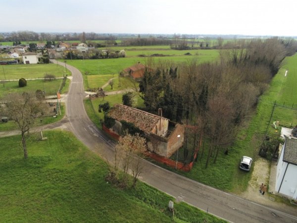 casale in vendita a Granze in zona Savellon