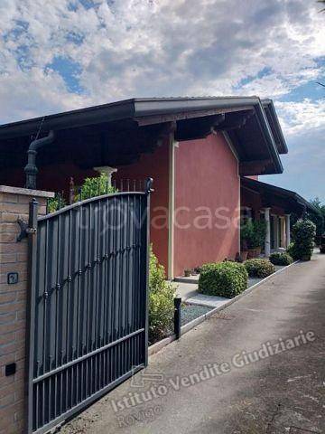 casa indipendente in vendita a Granze