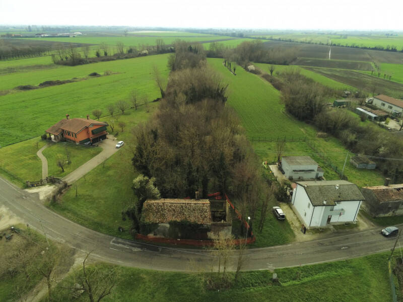 terreno agricolo in vendita a Granze in zona Savellon