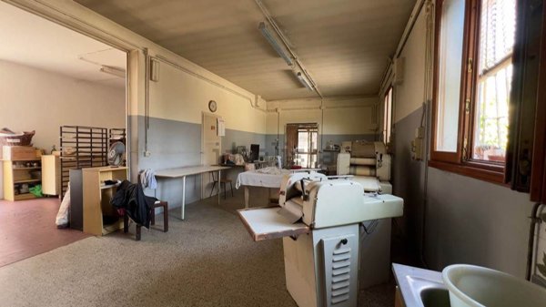 negozio in vendita a Granze