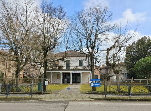 casa indipendente in vendita a Granze in zona Savellon