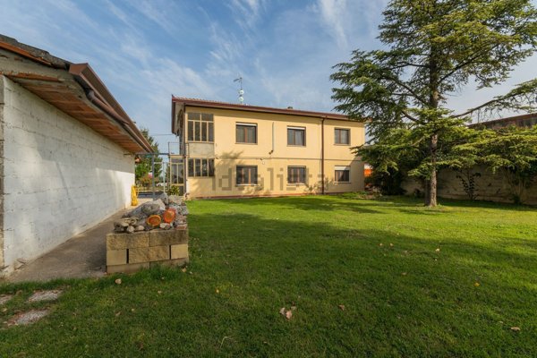 casa indipendente in vendita a Granze