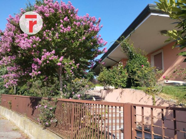casa indipendente in vendita a Legnaro