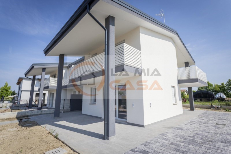 casa indipendente in vendita a Legnaro