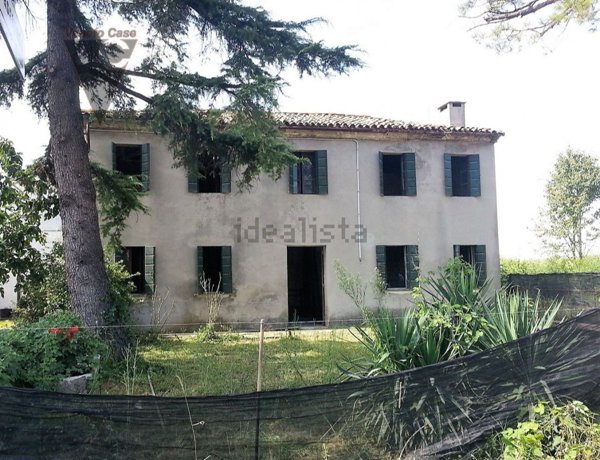 appartamento in vendita a Legnaro in zona Casone