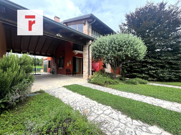 casa indipendente in vendita a Legnaro